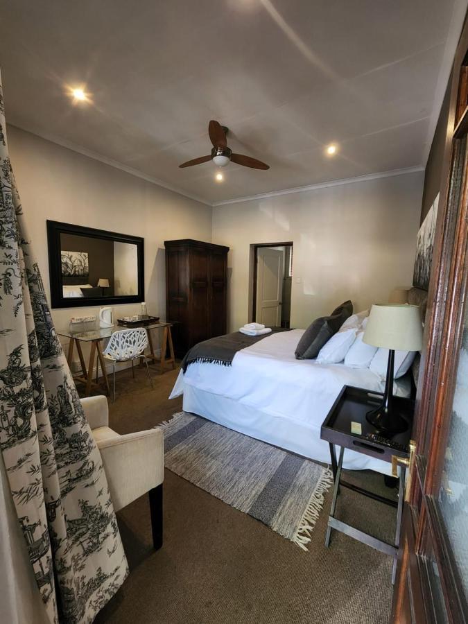 Melville Turret Guesthouse Йоханнесбург Экстерьер фото